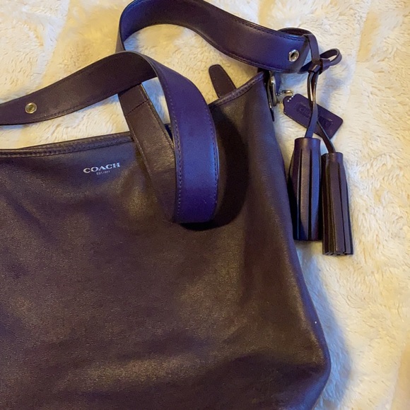 Coach - Picture 4 of 5